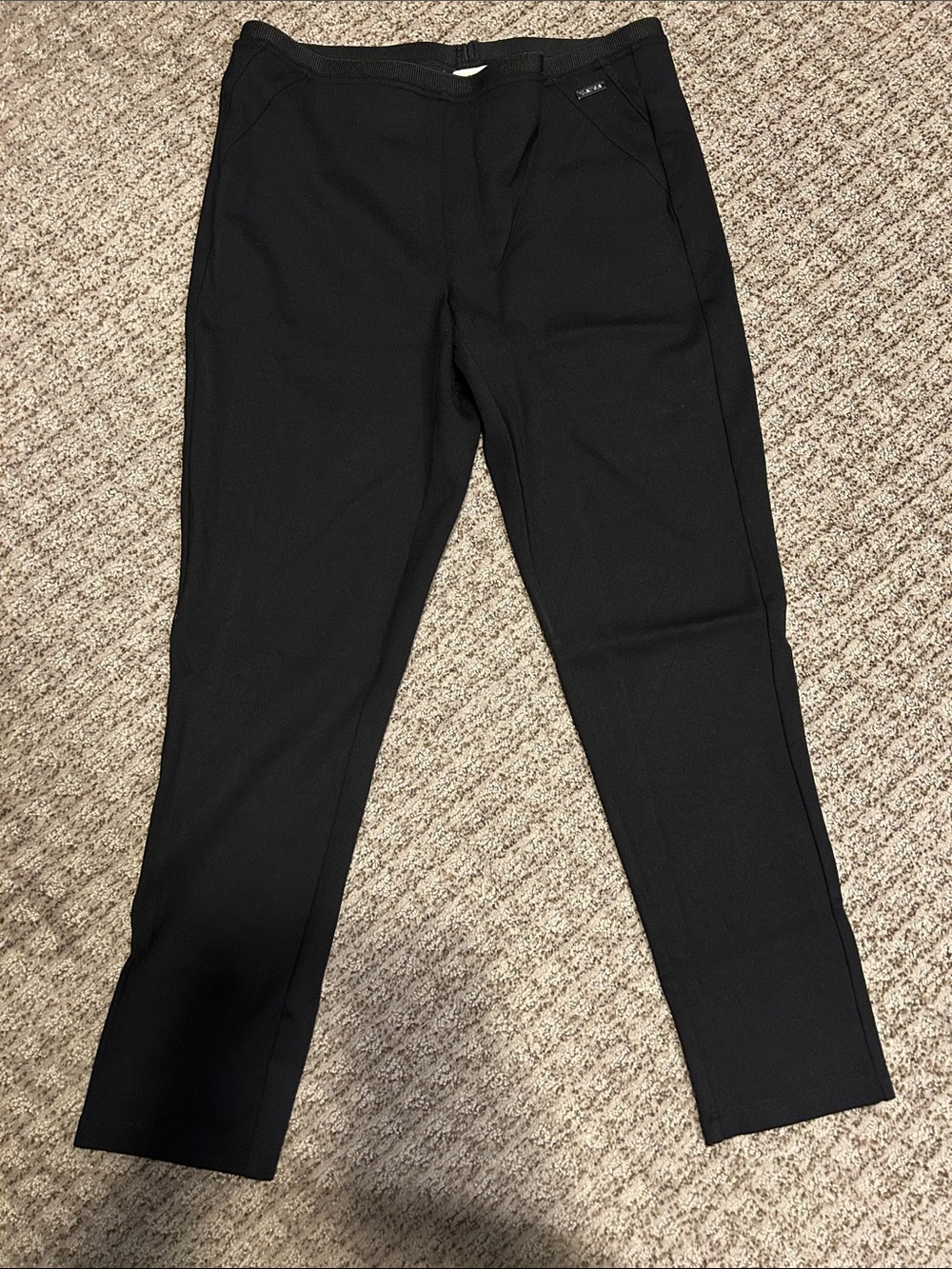 Women’s Black Ponte Ankle Pants